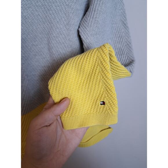 Tommy Hilfiger Gray & Yellow Color Block Sweater Women's Sz L - Picture 2 of 4